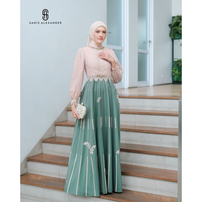 Zaina dress Sanic Alexander