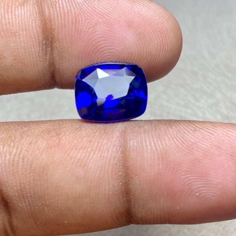 Batu King Blue Sapphire chatam royal blue safir catam Hardness 8-9skala mohs dim 13x11x7.5