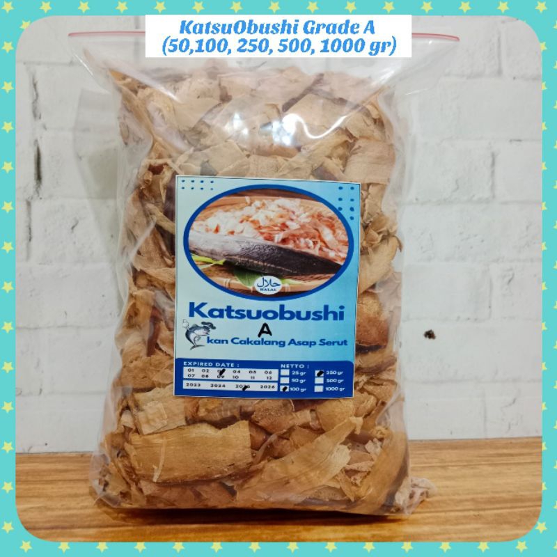 

Katsuobushi / katsuboshi / Dashi 100% Daging ikan cakalang serut / bonito flakes grade A Size S premium qiality HALAL Kemasan 100-250-500 gr
