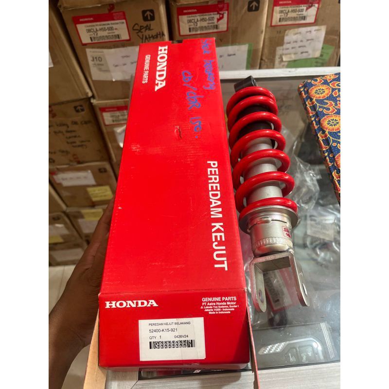 Shock Belakang CB150R CBR150R 52400K15921 Original AHM