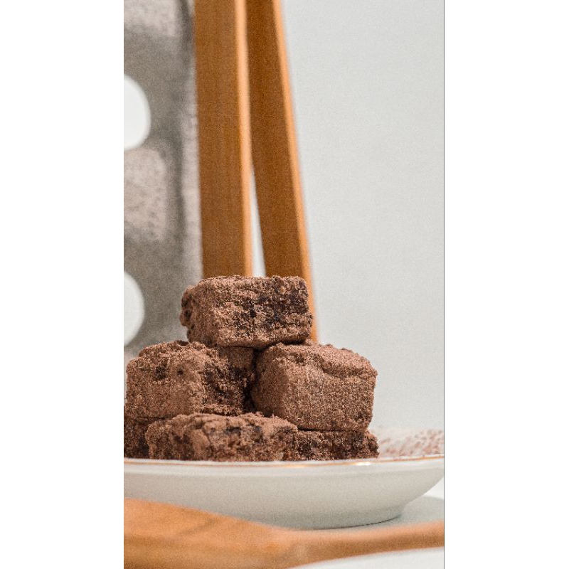 

Choco Bites Loloma