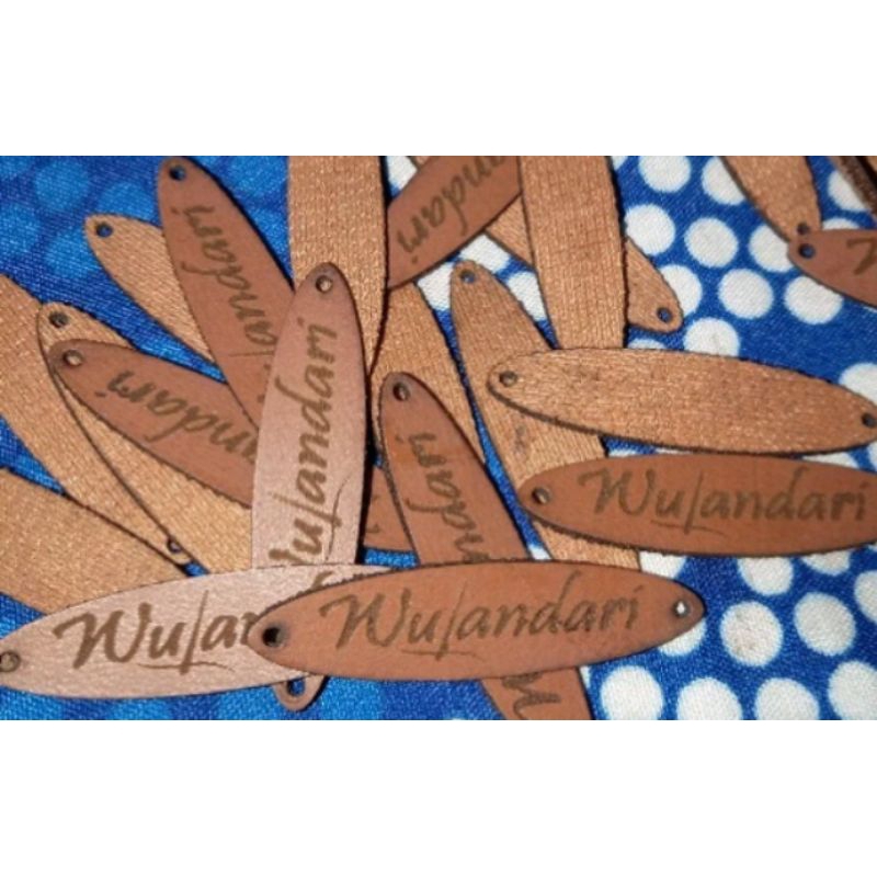 

Label Hijab Kustom Nama Bahan Kulit Sintetis