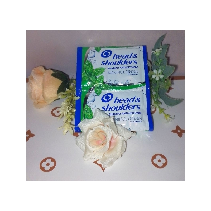 

SHAMPO HEAD & SHOULDERS RENCENG KEMASAN 10ML ISI 12 SACHET. TERMURAH