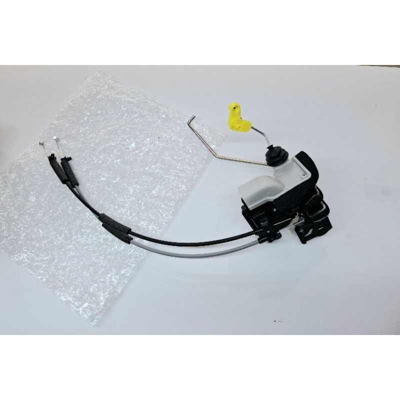 - door lock pintu latch assy DEPAN KANAN Kia all new picanto