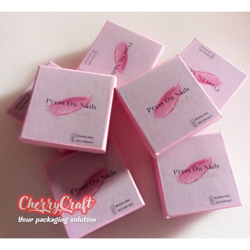 

(PAKET 12PCS) Box 10x10x3 cm full cover pink dan cetak logo