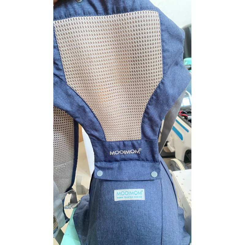 Preloved Mooimom Hip Seat Carrier
