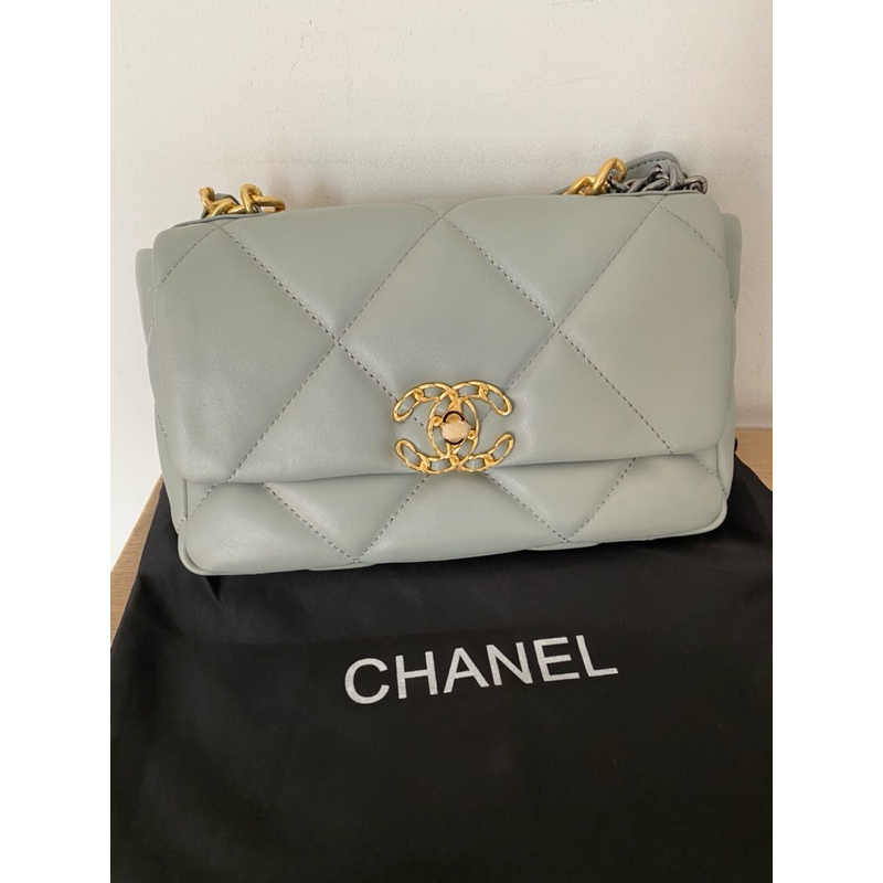 Tas Wanita Chanel 19 Bag Size S (mirror) GRAY