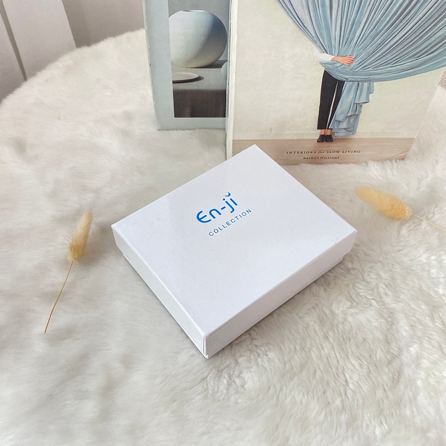 

KI3 Enji Wallet Hardbox Kecil
