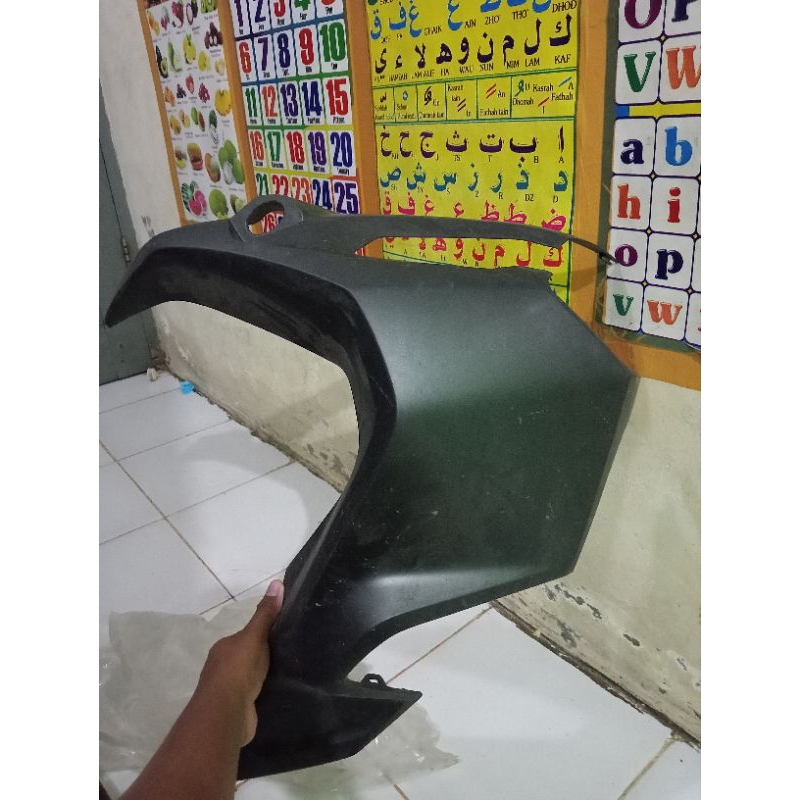 cover sayap kanan Honda ADV 150 ORI