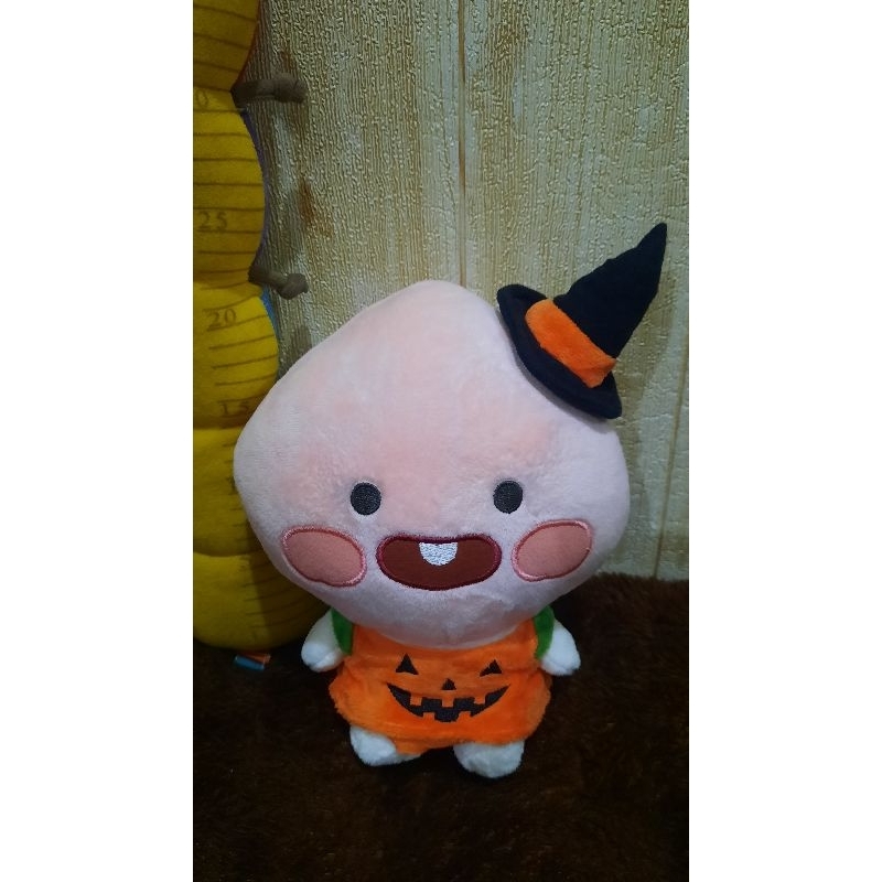 boneka apeach kostum ori