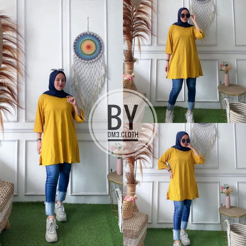 Kaos polos Wanita kekinian. Kaos polos DM3. Atasan wanita. Kaos wanita.