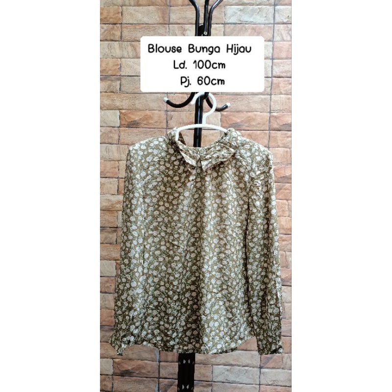 ~P.Q~ Blouse Wanita Bahan Sifon Motif Bunga Hijau Preloved