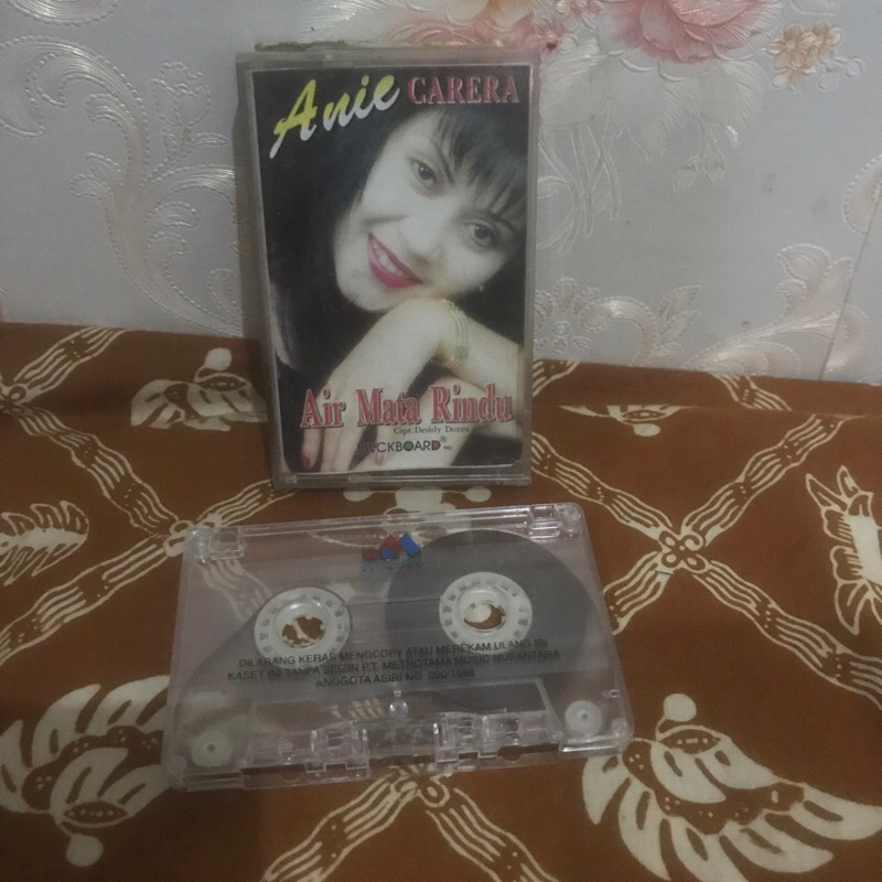 Kaset pita Anie carera album air mata rindu