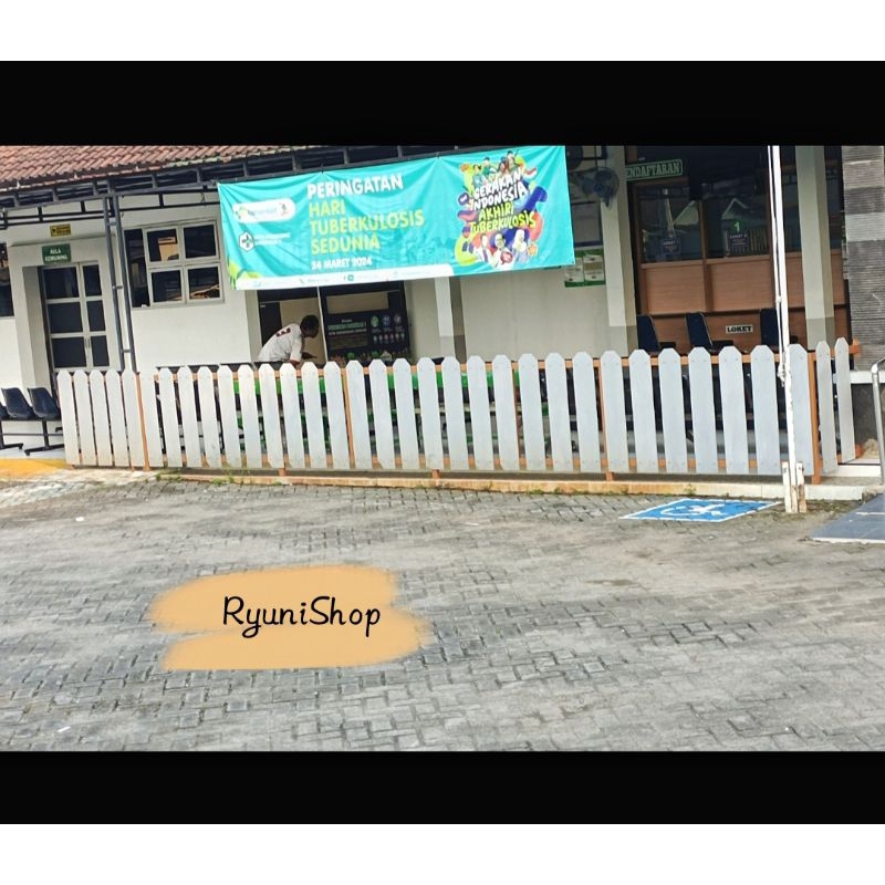pagar taman, tanaman atau pagar teras custom, pagar kayu