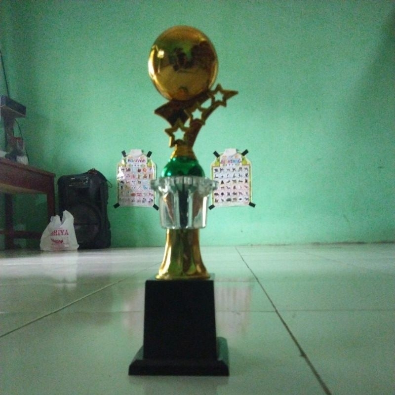 piala trophy juara fuutsal sepak bola bola kaki satu set juara 1 2 3