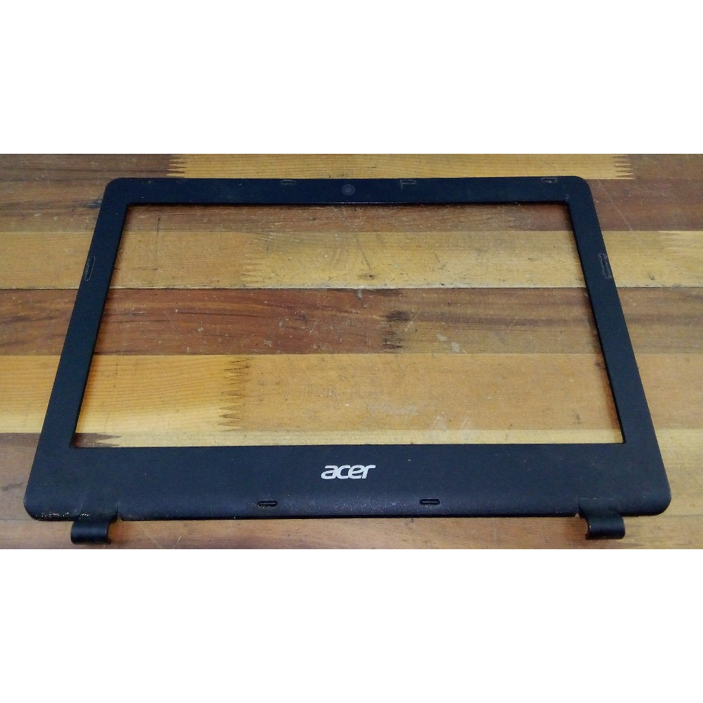 Casing Frame LCD Bezel Laptop Acer Aspire ES1-111 ES1-131 Series