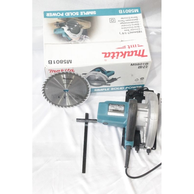 circular saw Makita 7"