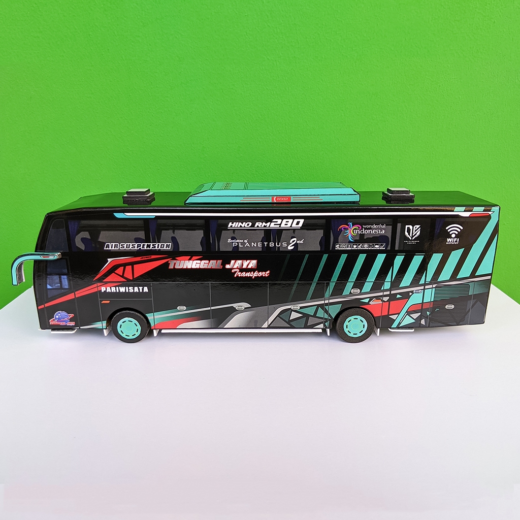 Miniatur Bus DARTH VADER JB5 PO. Tunggal Jaya Set Hadiah Pajangan Lampu Ban Mainan Basuri