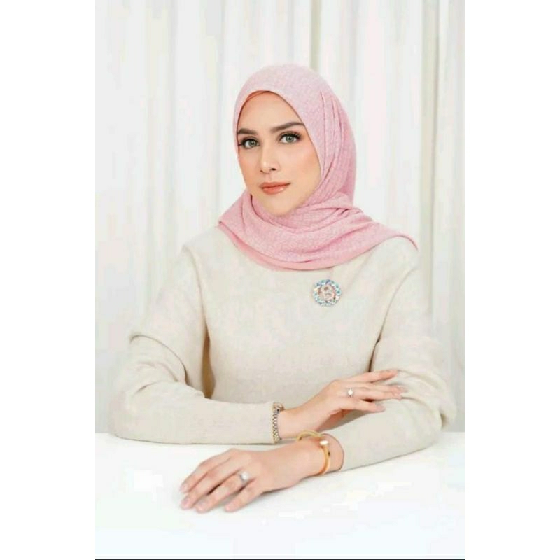 Buttonscarves Preloved Bimu Pleated Shawl Candy