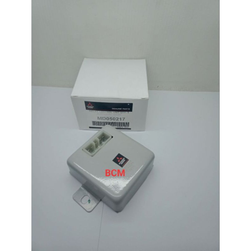 Relay Unit / Control Timer / Relay Control Glow Plug L300 Diesel original