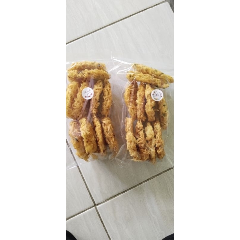 

kripik singkong kuning Oleh-oleh khas Padang