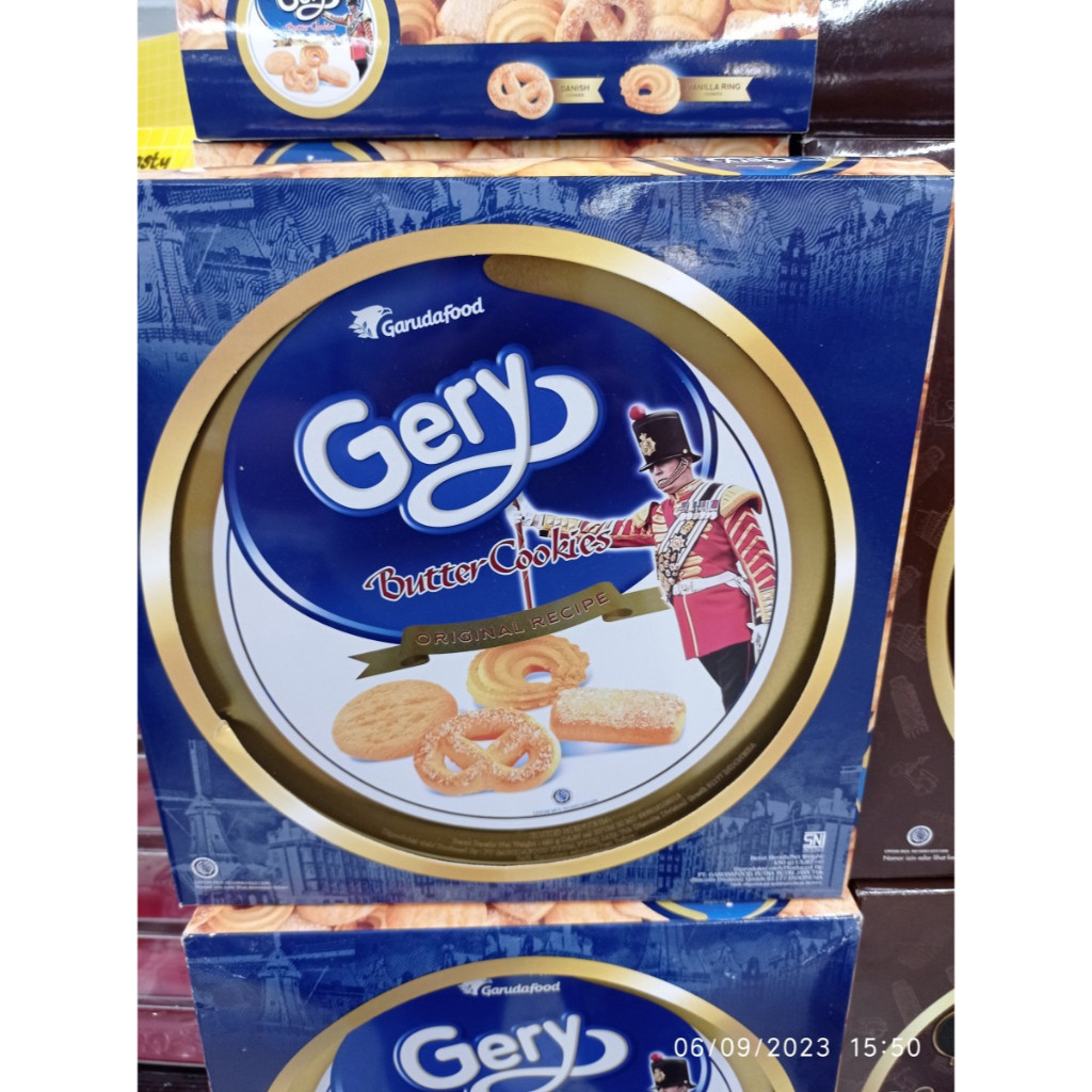 

GERY BUTTER COOKIES 450GR - KUE KERING GERY