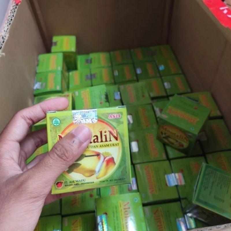 

COD KIRIM HARI INI 1 pack 10 sachet × 4 kpsl aturan minum: *minum secara teratur 2 kpsl *minum bila parah 2x2 kpsl per hari (montaline)