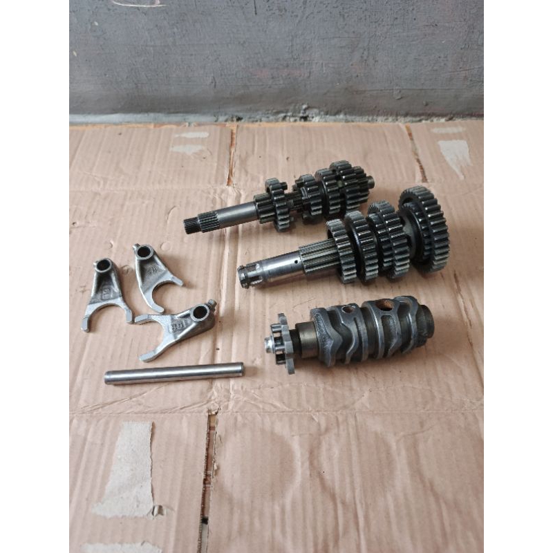 Gigi rasio gearbox transmission Cb 150 R Led Cbr 150 R Led Sonic 150 R Fi original copotan girbox ra