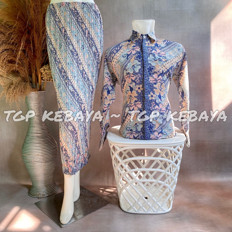 Batik Couple Rok Plisket Baju Batik Kemeja Lengan Panjang Set Rok Batik Couple Pasangan Batik Couple