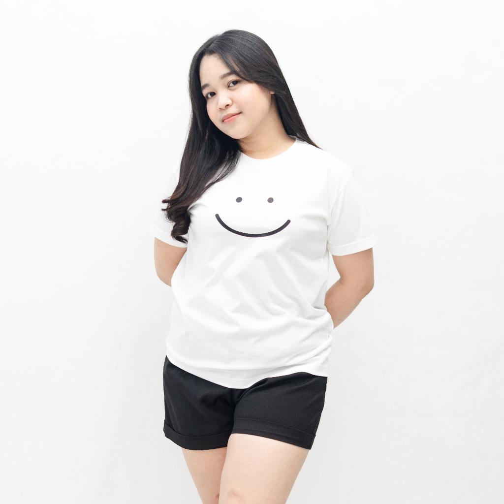 MOTIF SMILE - Kaos T-Shirt gambar smile Tshirt emot senyum baju atasan wanita katun Lerist leher bul