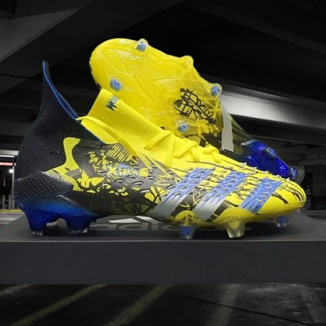 PROMOSepatu Bola Anak Adidas Predator Freak Xmen  Wolverine x G7E9
