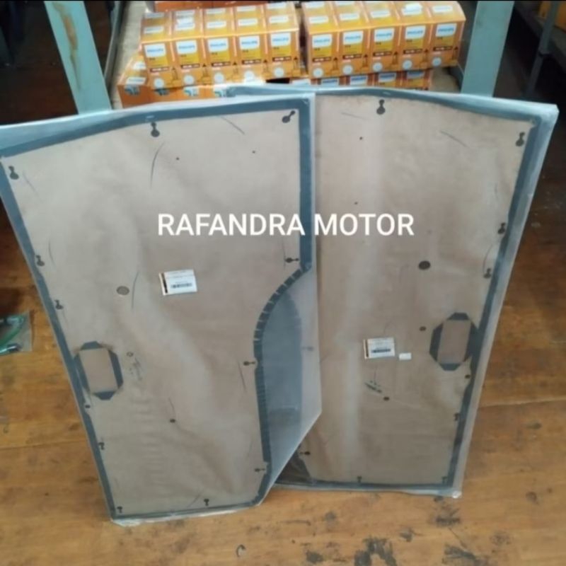 TRIM DOOR/DOOR TRIM MITSUBISHI L300 ORIGINAL