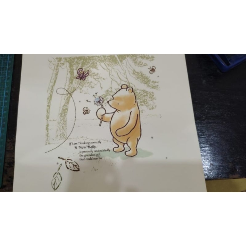 

hard box winnie the pooh kotak kado hadiah