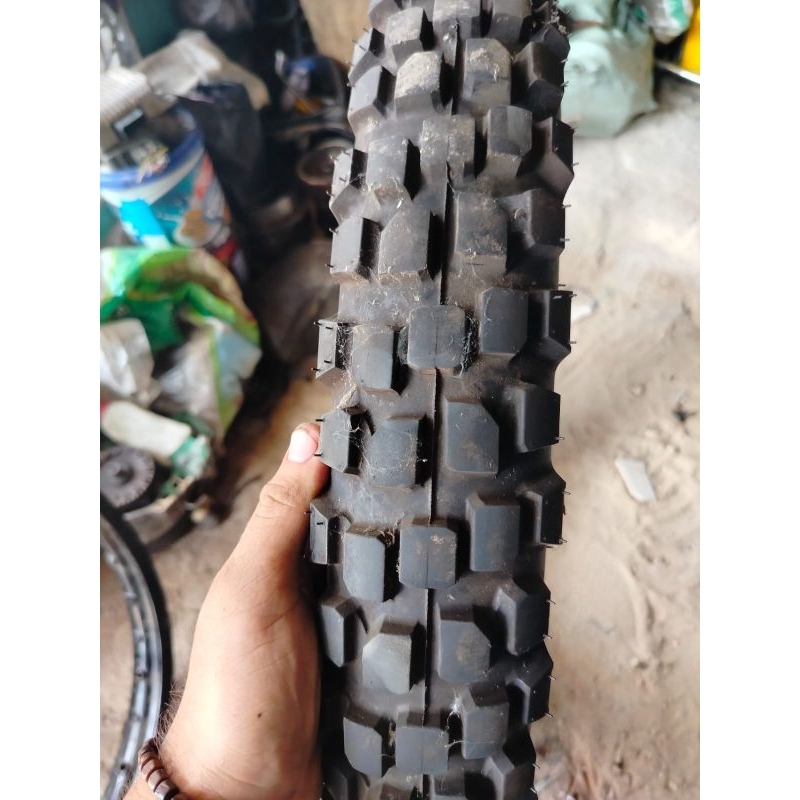 Ring velg depan ring21.160 copotan Honda crf merek takasago Exel Made Malaysia kondisi bagus tidak a