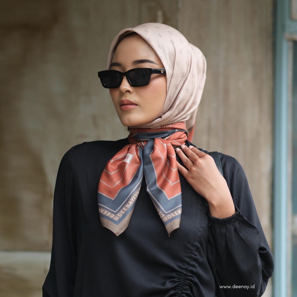 LURISTORE | DEENAY GAMILA TERACOTTA ORIGINAL | Kerudung Segi Empat Motif Terbaru