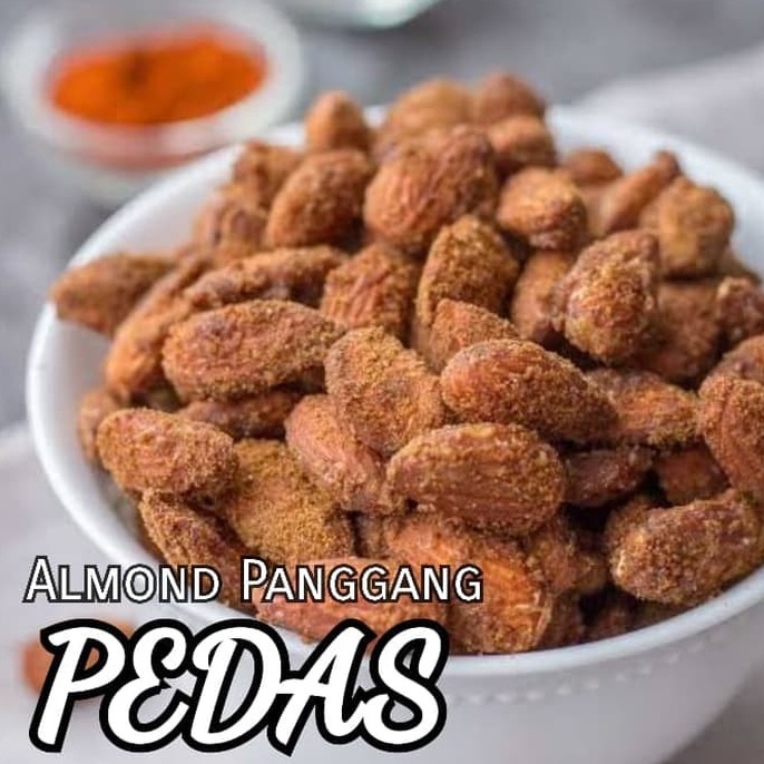

WOW 25gram Almond Panggang Rasa Pedas Chilli Coated Almond Oven spicy Almond Spicy
