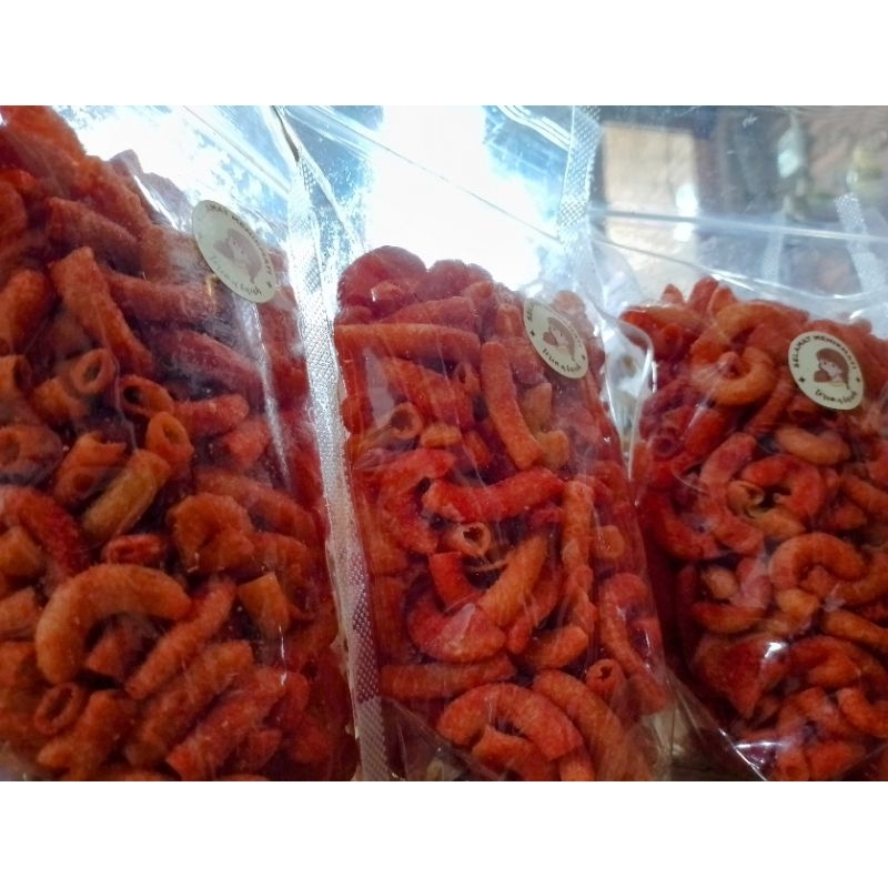 

MAKRONI BALADO SNACKAKU