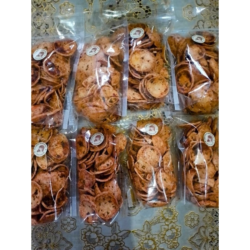 

BASRENG TIPIS PEDAS DAUN JERUK SNACKAKU