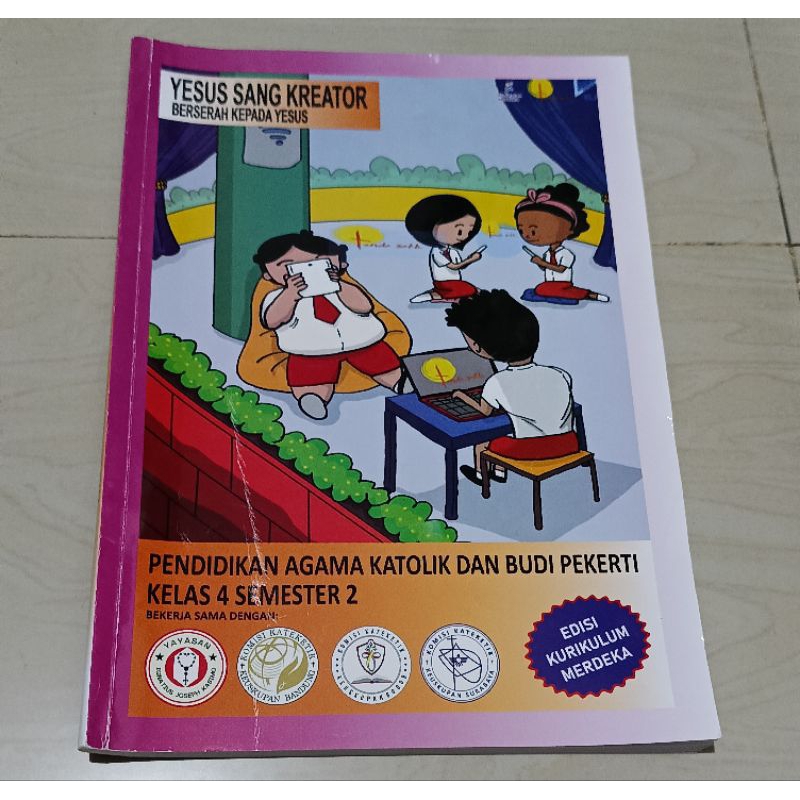 

di jual buku pendidikan agama katolik dan Budi pekerti kelas 4 semester 1 dan 2 second