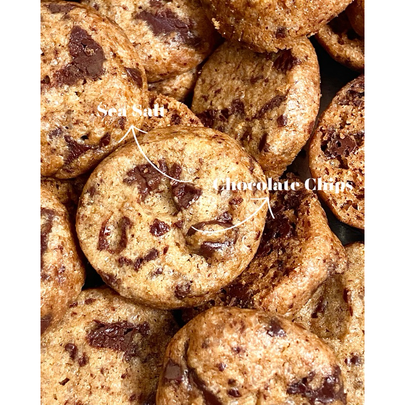 

Chocolate Chips Sable Cookie