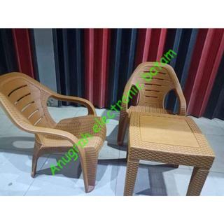 PROMO Kursi teras plastik dan meja anyaman Olymplast BATAM