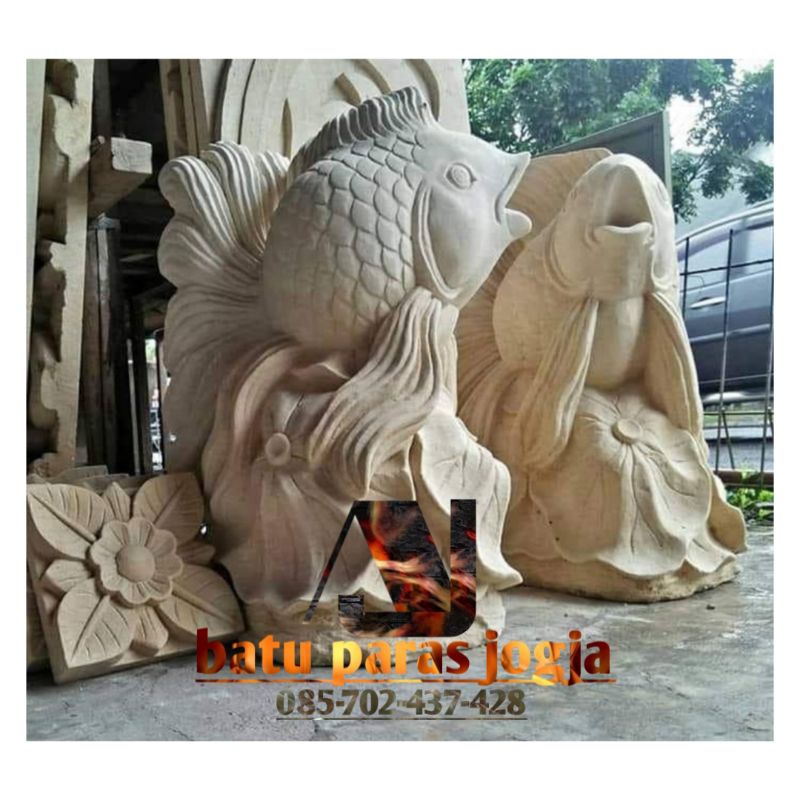 patung ikan air mancur