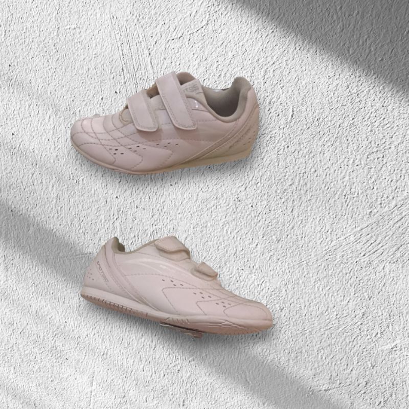 Sepatu anak Putih Hitam/ Sepatu Taekwondo/ Spotec Aero Velcro Jr