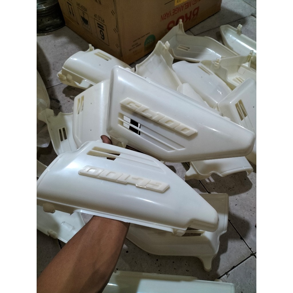 Tepong gl100 gading ori box aki gl100 tutup aki samping gl100 gading ori bagus set kanan dan kiri