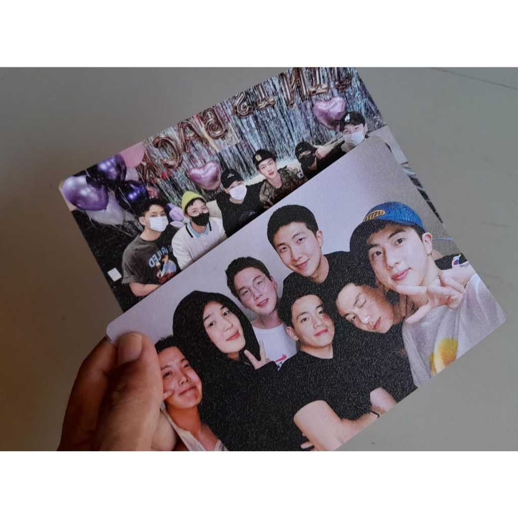 

Postcard Laminasi Glitter Premium Cetak Bola balik