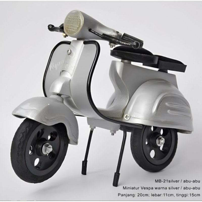 Miniatur vespa dari besi warna silver abu abu