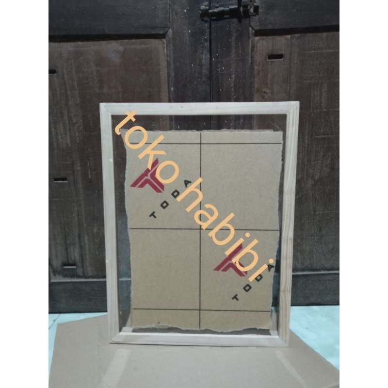 pigura 3d akrilik 30×25 bingkai kayu3d