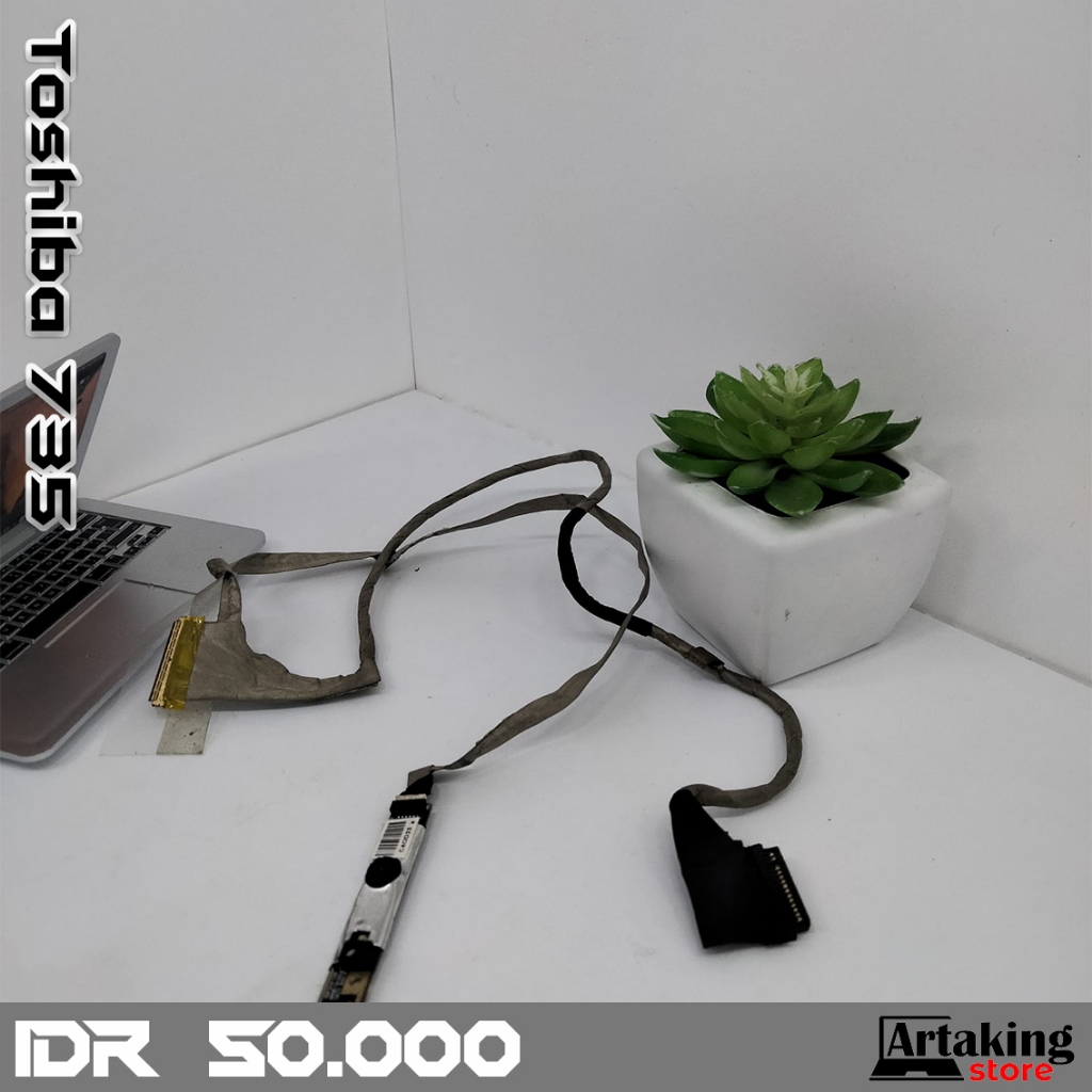 Flexible LCD Laptop Toshiba 735
