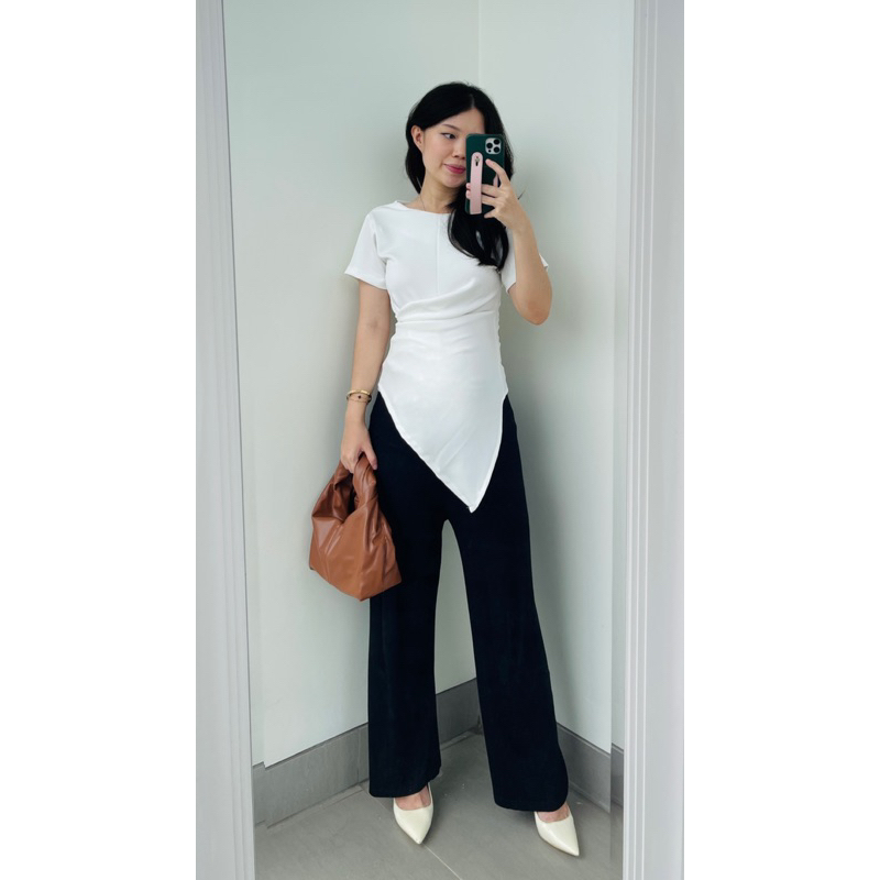 ODETTE WRAP TOP / Top wanita / Top basic wanita