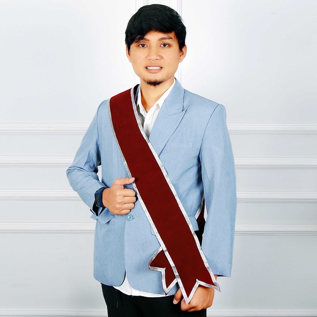 SELEMPANG WISUDA MAROON - SILVER POLOS TANPA BORDIR